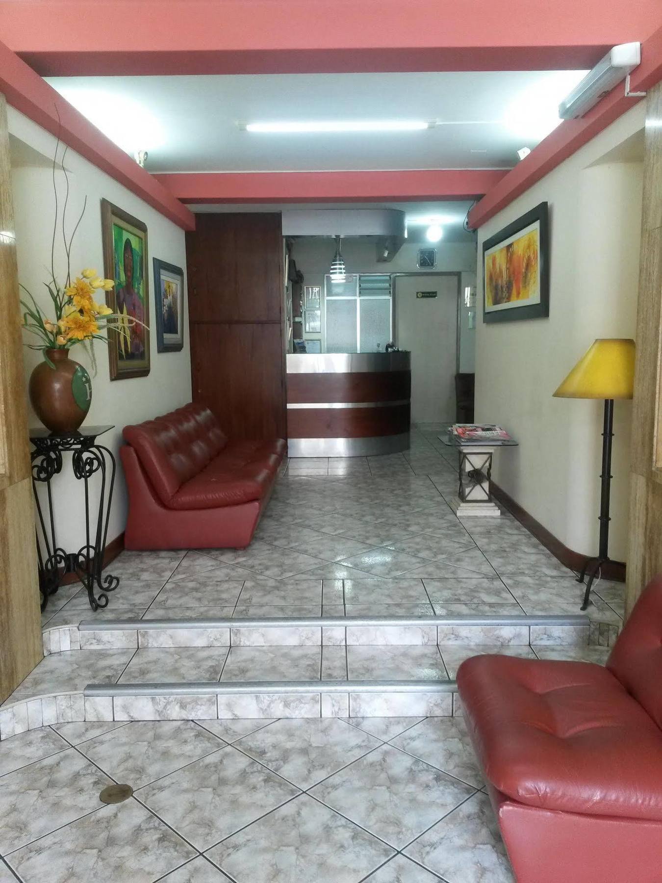 Hostal Solari Trujillo Exterior foto